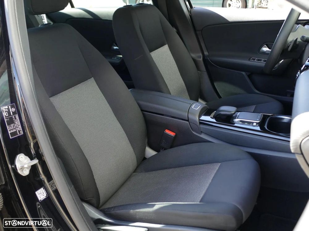 Mercedes-Benz A 250 Limousine e - 29