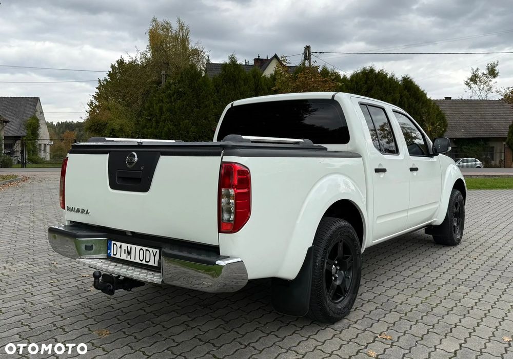 Nissan Navara LE - 10