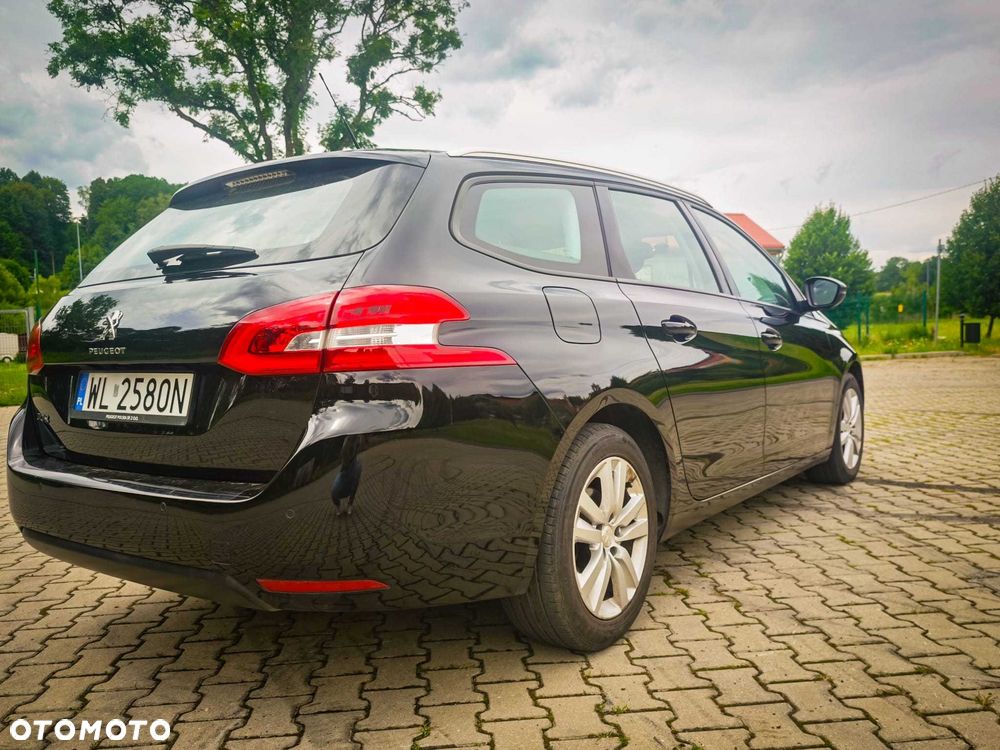Peugeot 308 - 4