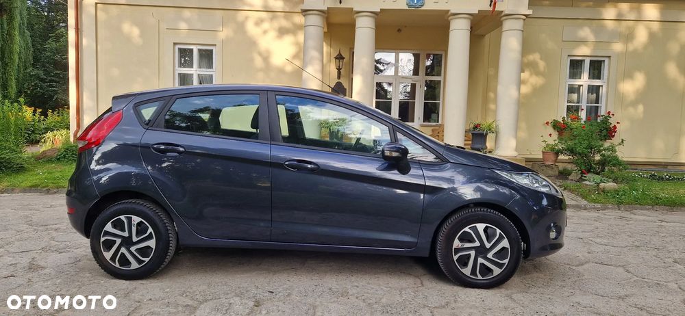 Ford Fiesta 1.25 Champions Edition - 6