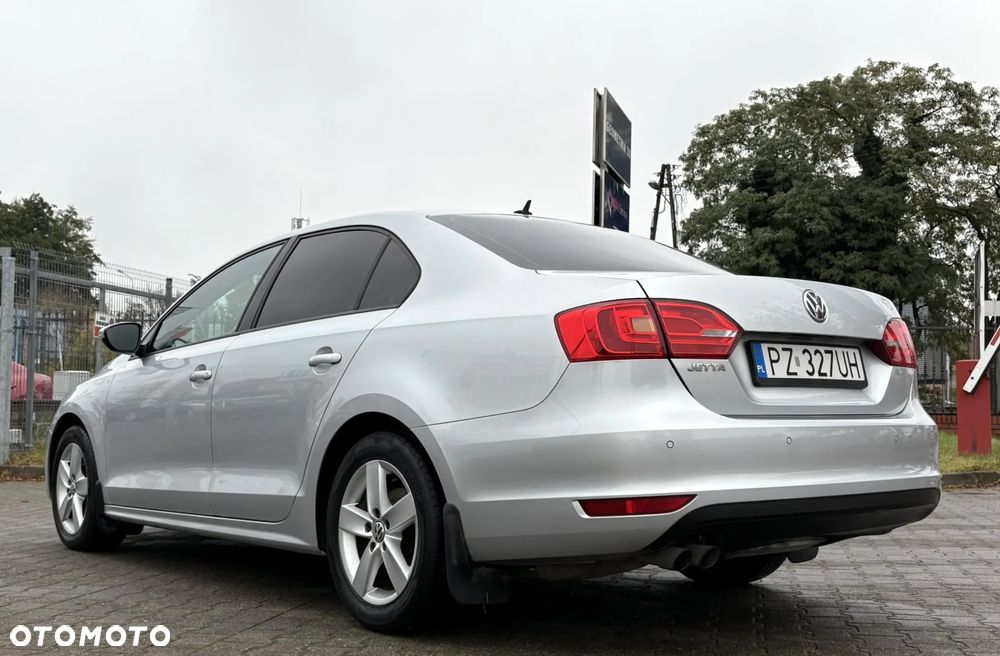 Volkswagen Jetta 1.4 TSI Comfortline - 6