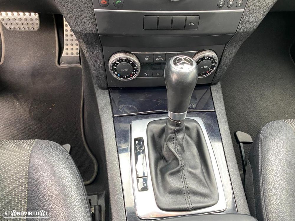 Mercedes-Benz GLK 220 CDI 4Matic (BlueEFFICIENCY) 7G-TRONIC - 16
