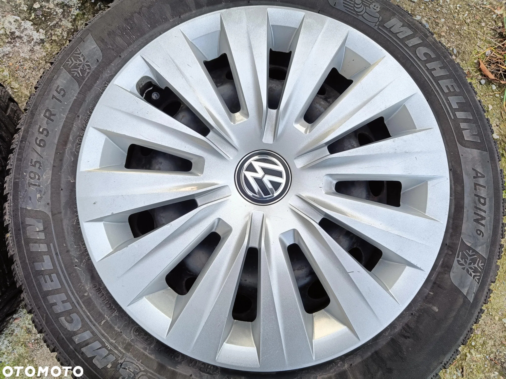 VOLKSWAGEN VW GOLF VII 7 KOŁA ZIMOWE MICHELIN 195/65 R15 15 5X112 - 2