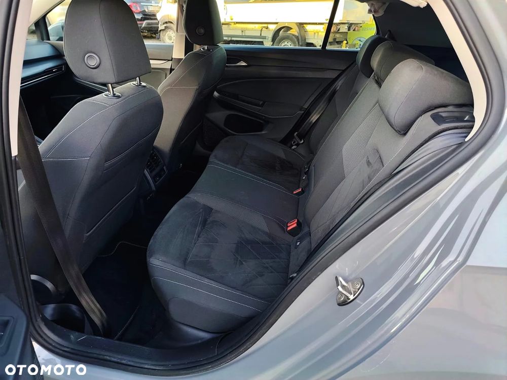 Volkswagen Golf 1.4 GTE Plug-In-Hybrid DSG - 12