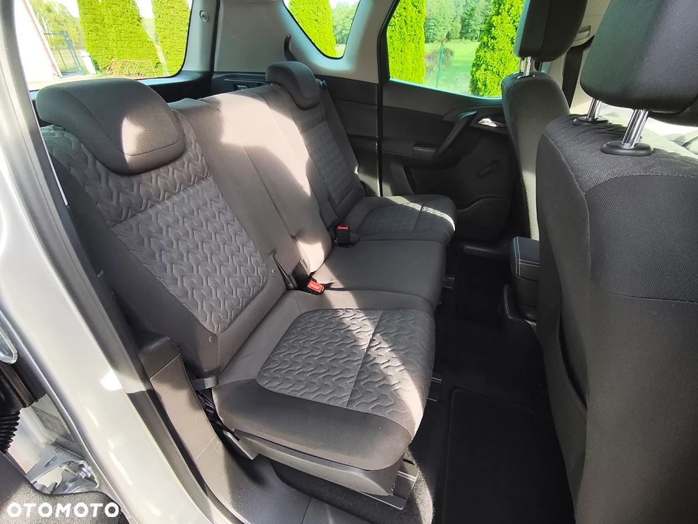 Opel Meriva - 8
