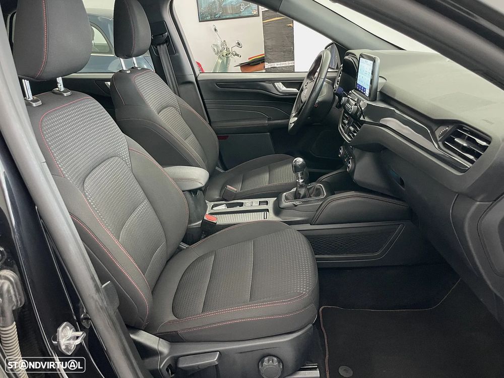 Ford Kuga 1.5 EcoBoost ST-Line Design - 16