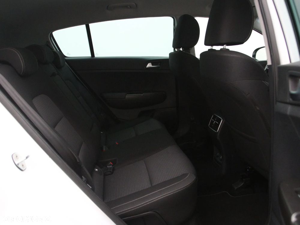 Kia Sportage 1.6 GDI 2WD VISION - 16