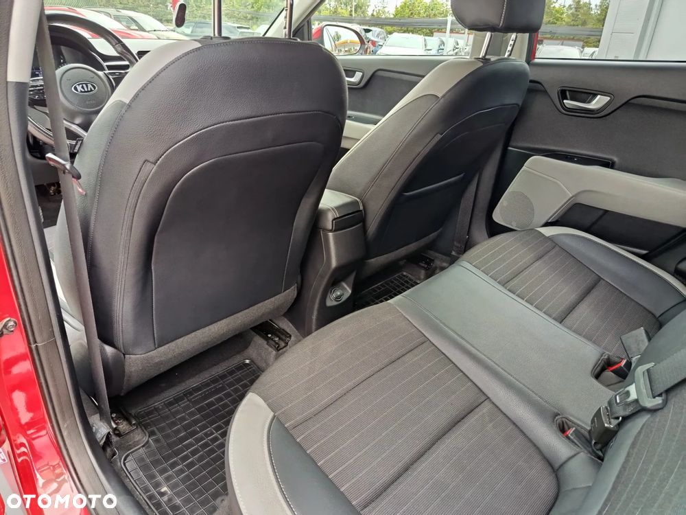 Kia Stonic 1.4 L - 10
