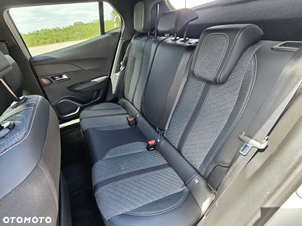 Peugeot 2008 1.2 PureTech Allure Pack S&S - 13