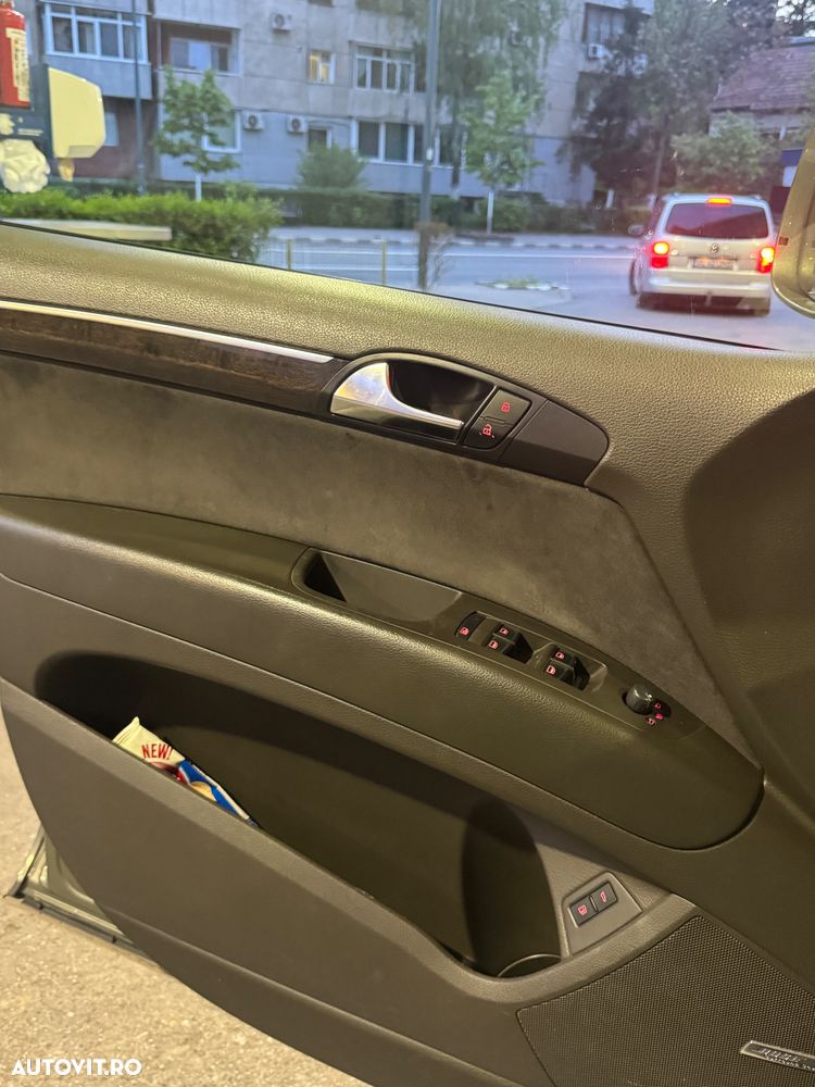 Audi Q7 - 7