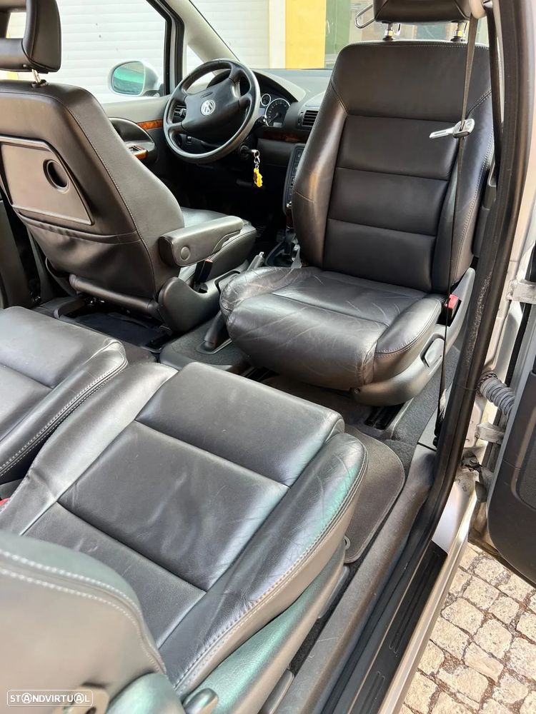 VW Sharan 2.0 TDi Highline - 16