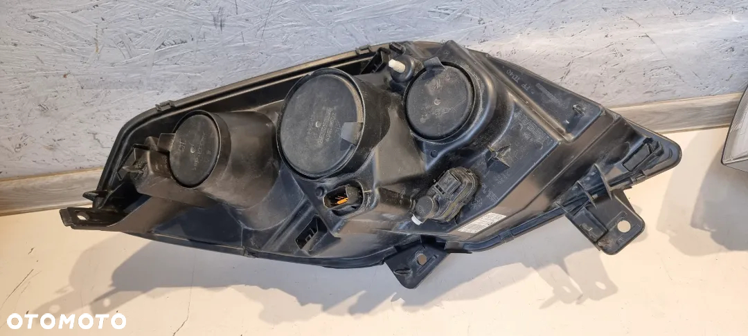 Lampa przód prawa lewa NISSAN NV400 - 7