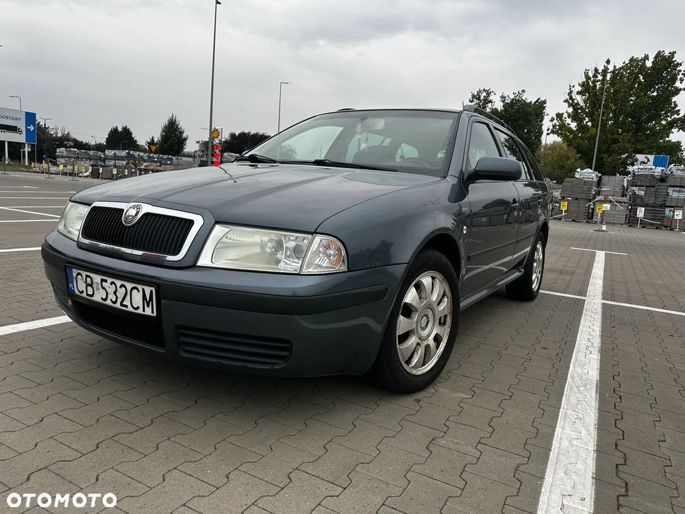 Skoda Octavia 2.0 Combi Style - 3