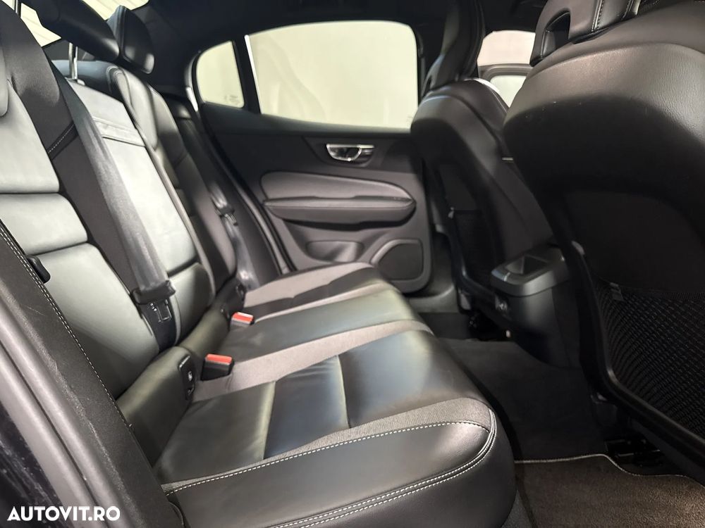 Volvo S60 T4 R-Design - 13