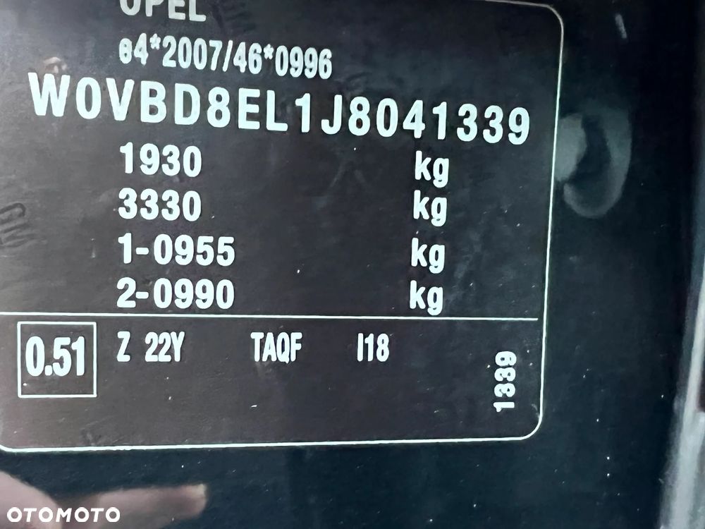 Opel Astra 1.6 D Start/Stop Dynamic - 33