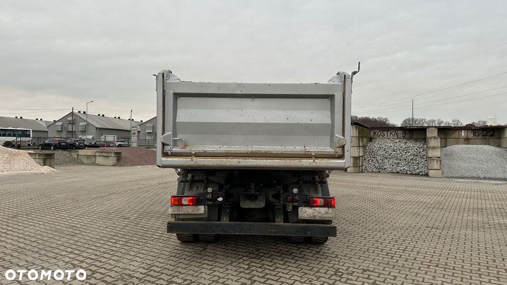 Mercedes-Benz Arocs - 4