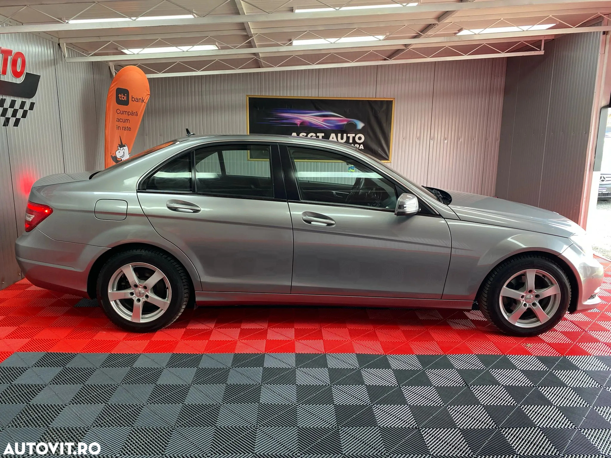 Mercedes-Benz C - 22
