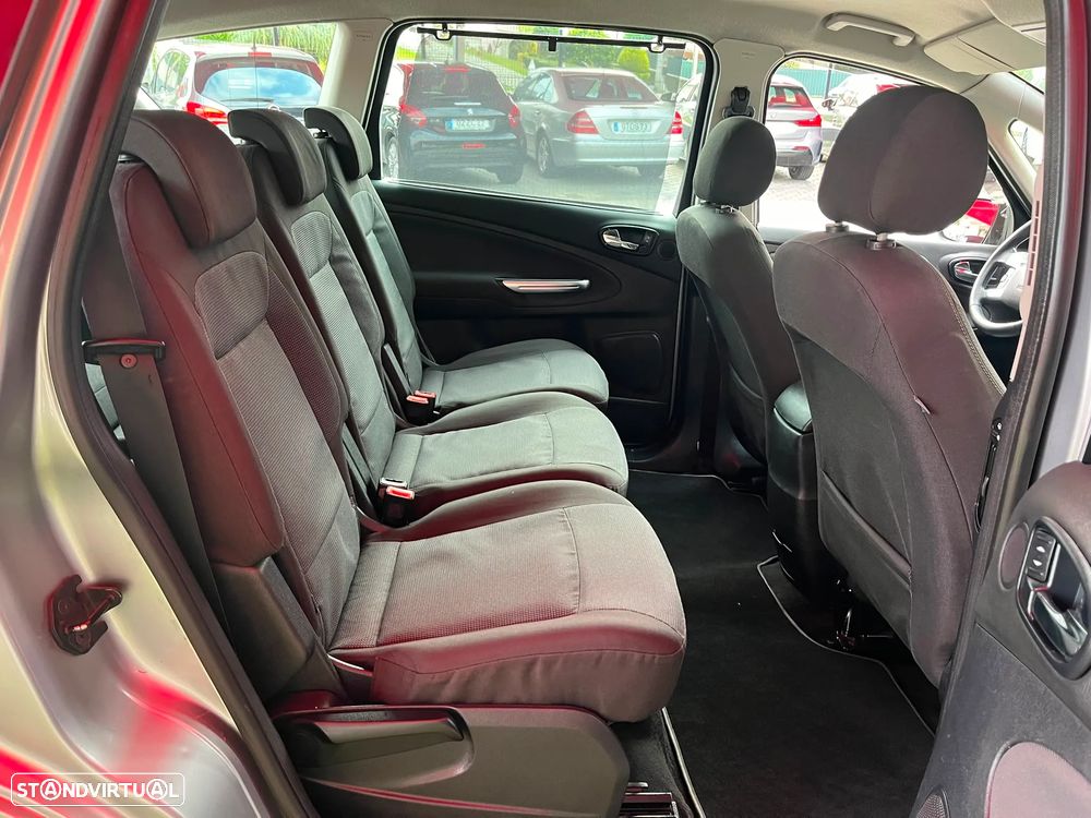 Ford S-Max 1.8 TDCi Titanium 7L - 13