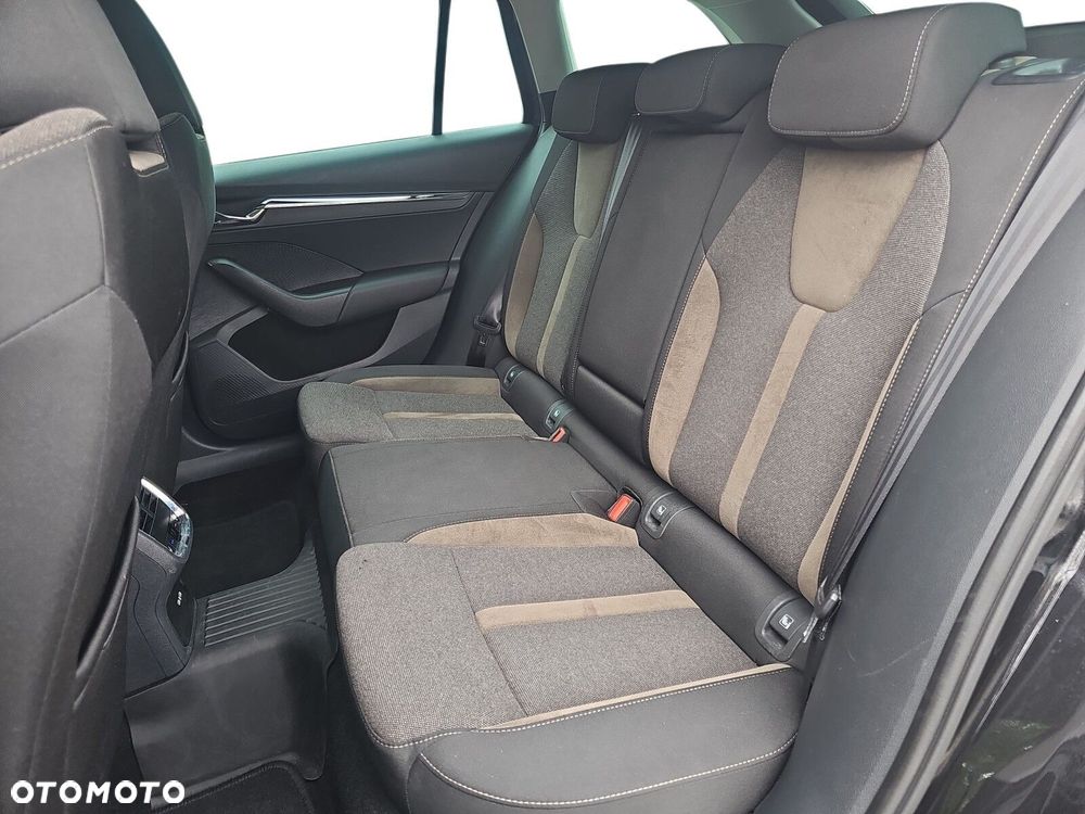 Skoda Octavia 2.0 TSI 4x4 Scout DSG - 9