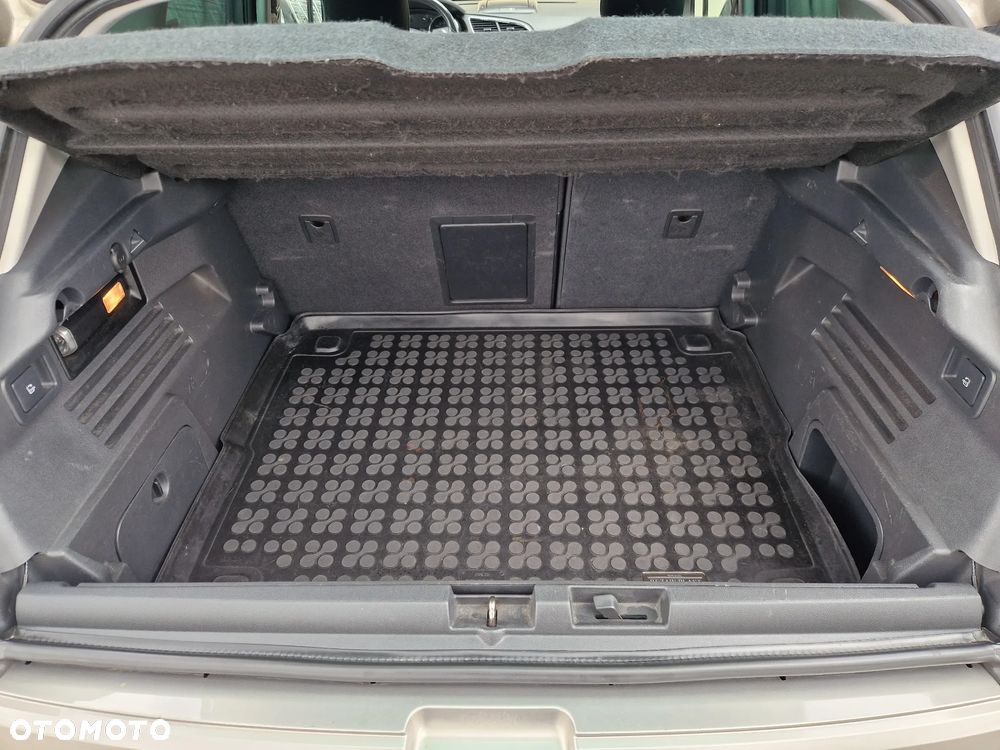 Peugeot 3008 - 25