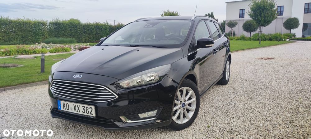 Ford Focus 1.5 EcoBoost Titanium ASS - 3