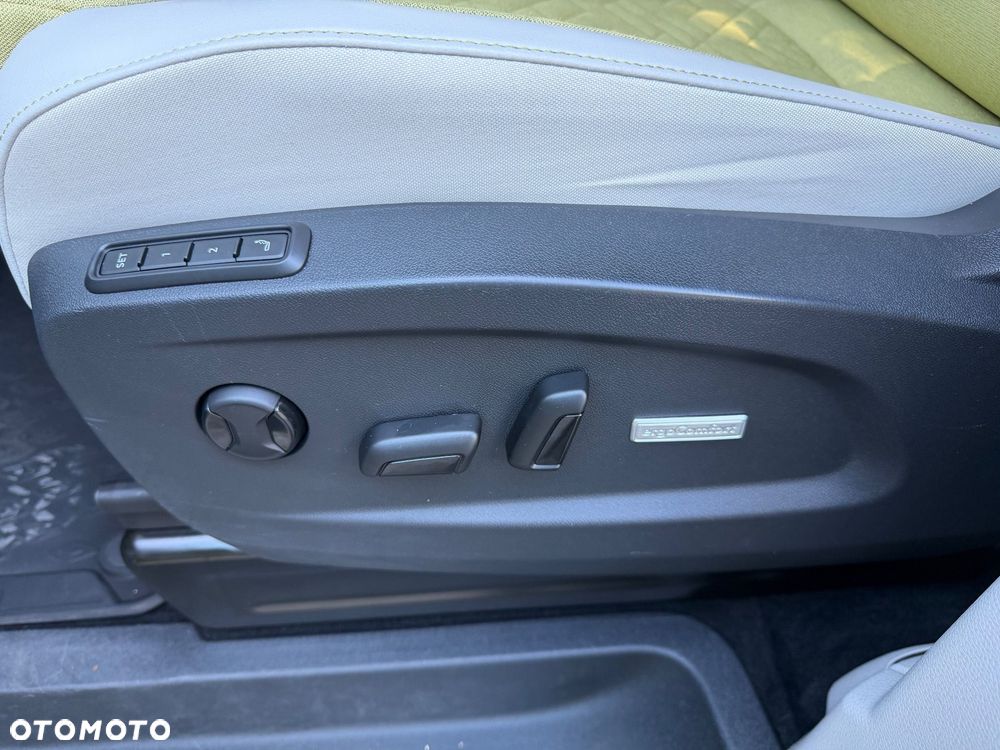 Volkswagen ID. Buzz - 15