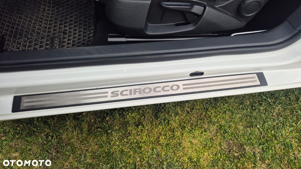 Volkswagen Scirocco 1.4 TSI DSG - 10