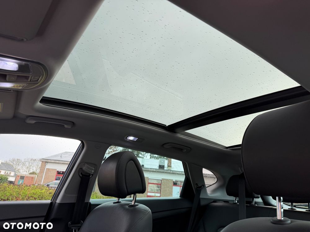 Hyundai Tucson 1.7 CRDI BlueDrive Style 2WD - 25