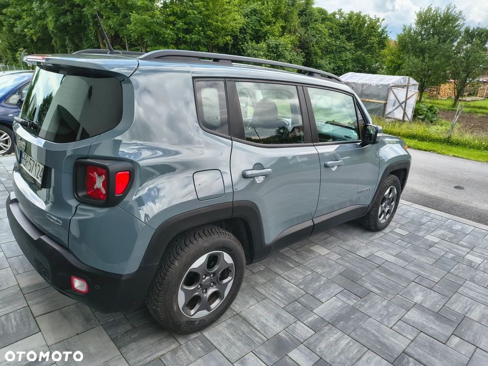 Jeep Renegade 1.6 E-TorQ Longitude - 8