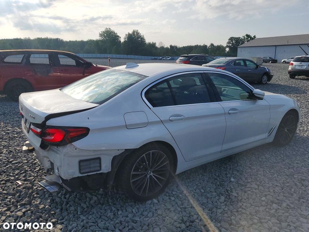 BMW Seria 5 530i xDrive Luxury Line - 4