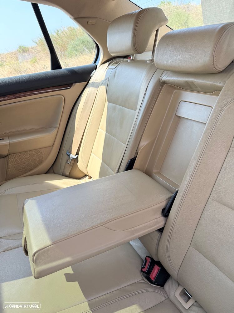 VW Jetta - 9