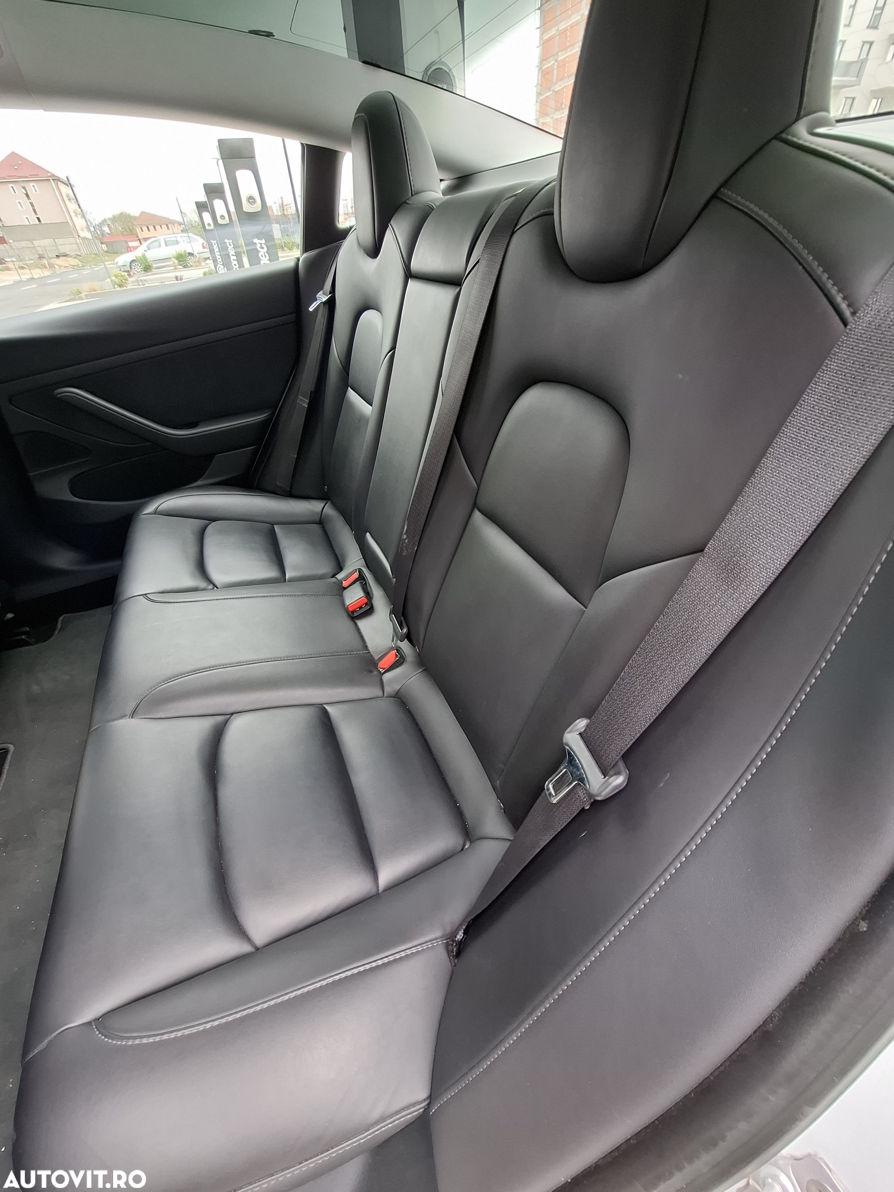 Tesla Model 3 AWD Dual Motor - 23