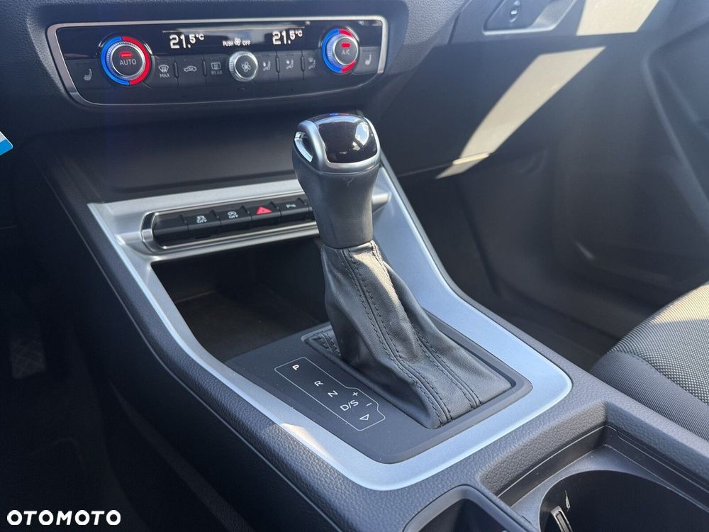 Audi Q3 - 24