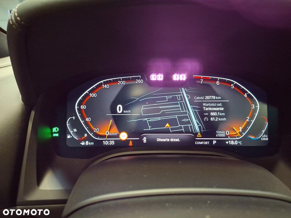 BMW Seria 8 840i - 15