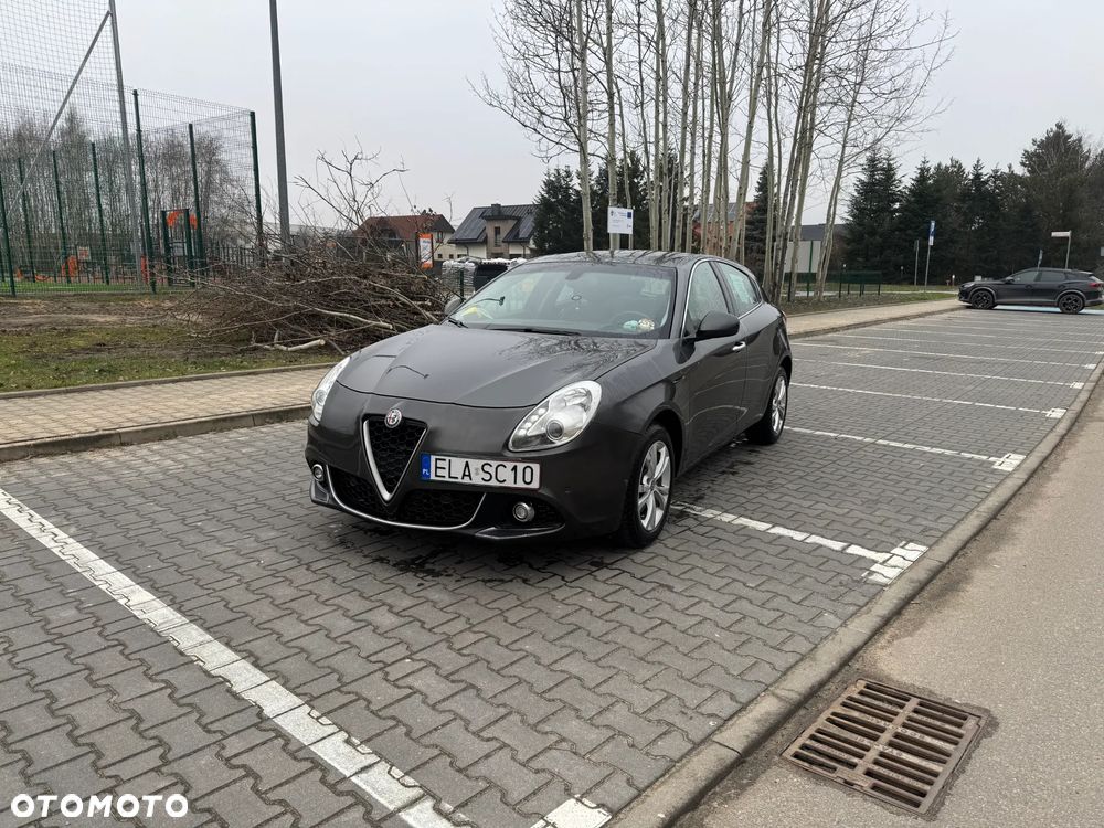 Alfa Romeo Giulietta - 1