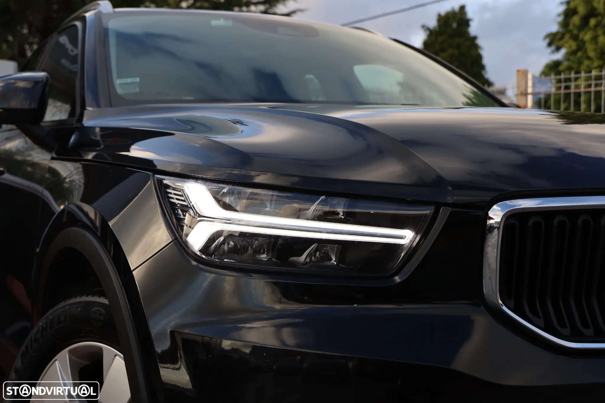 Volvo XC 40 2.0 D3 Momentum Plus - 4