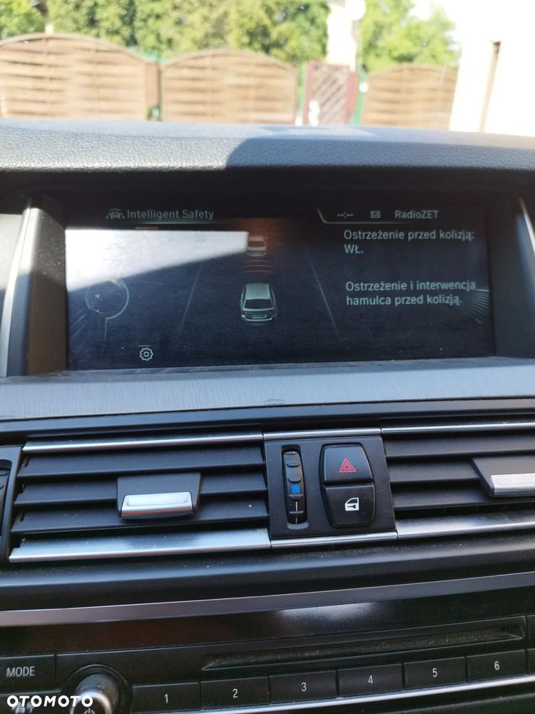 BMW Seria 5 520d - 15