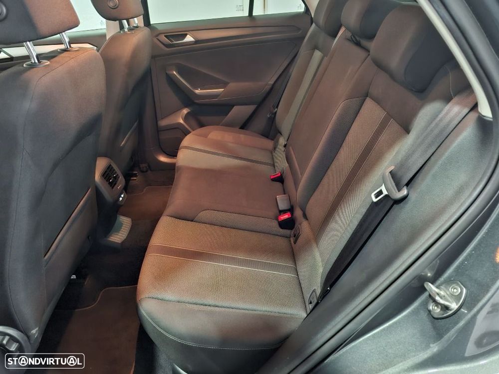 VW T-Roc 1.0 TSI Urban - 13