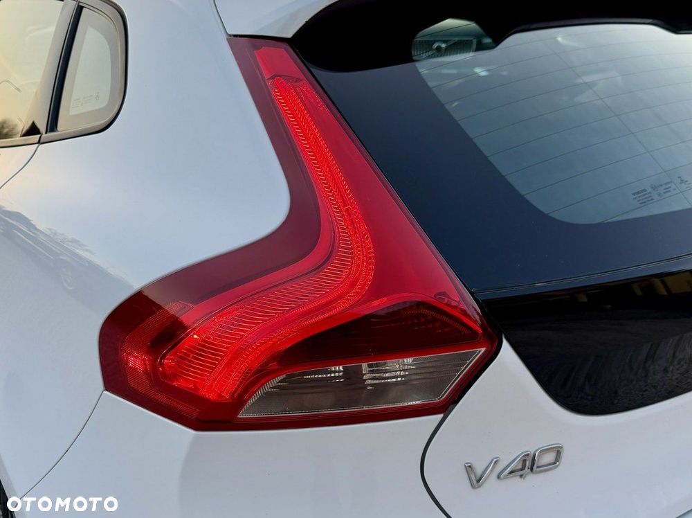 Volvo V40 - 17