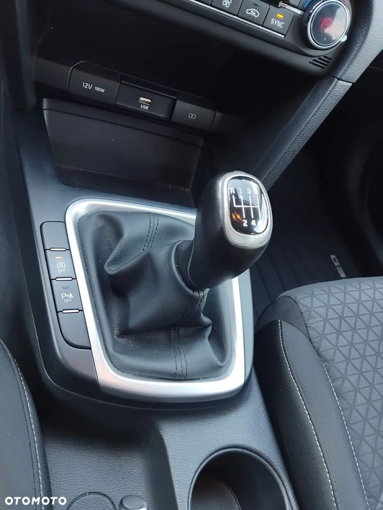 Kia XCeed 1.4 T-GDI M - 10