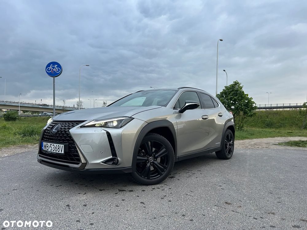 Lexus UX 250h F Sport 2WD - 2