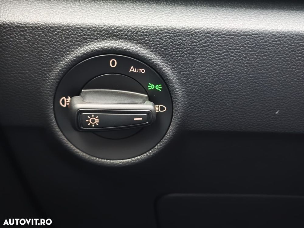 Volkswagen T-Roc 1.0 TSI Advanced - 25