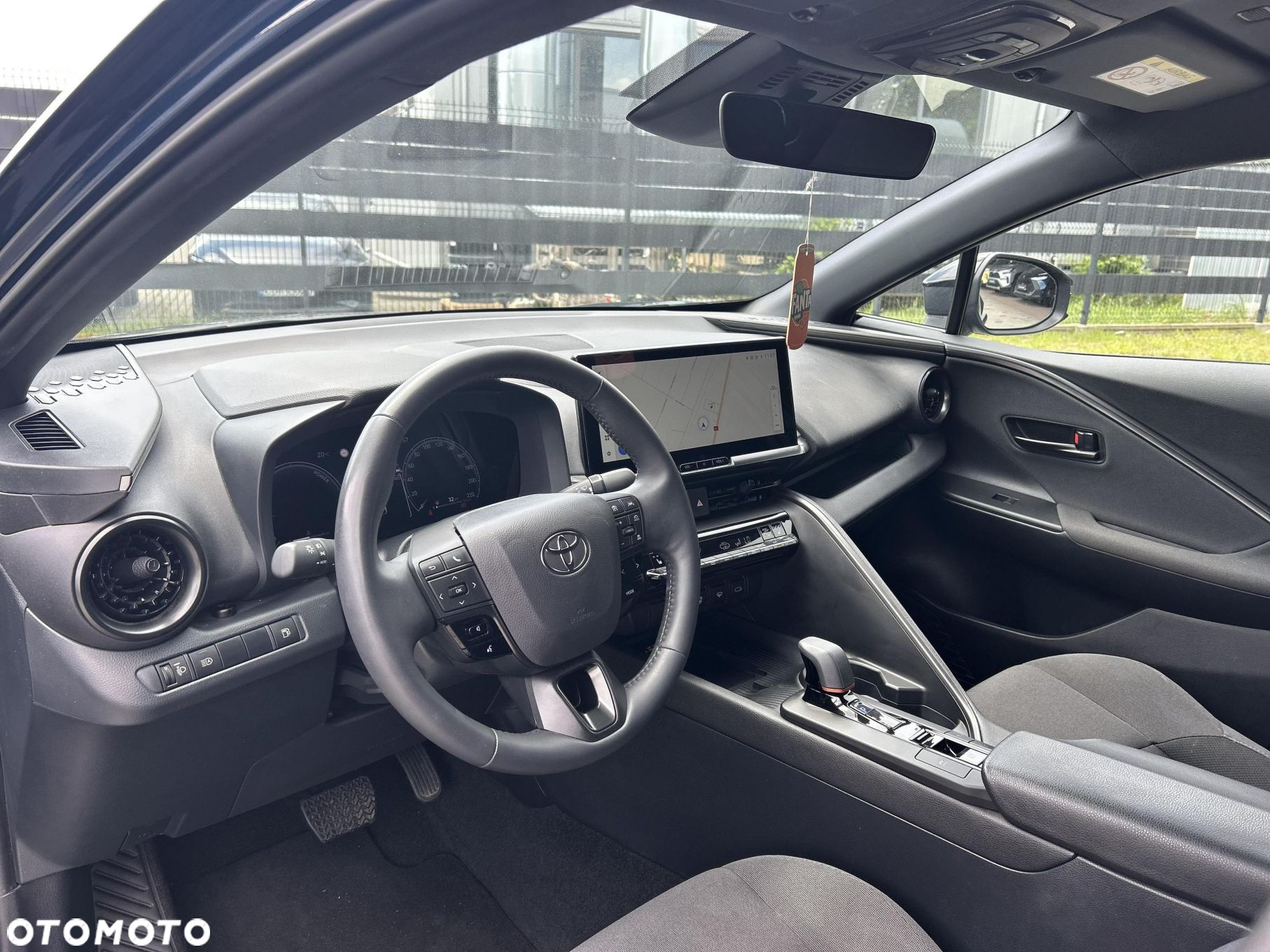 Toyota C-HR - 13