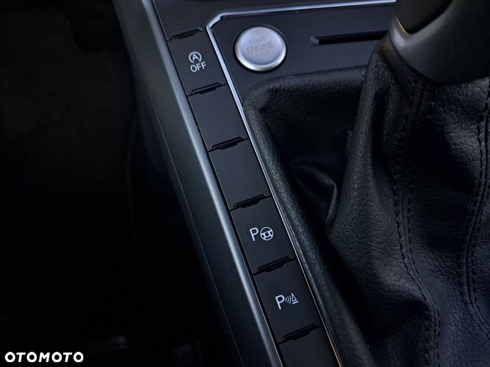 Volkswagen Taigo 1.5 TSI ACT R-Line Plus DSG - 25