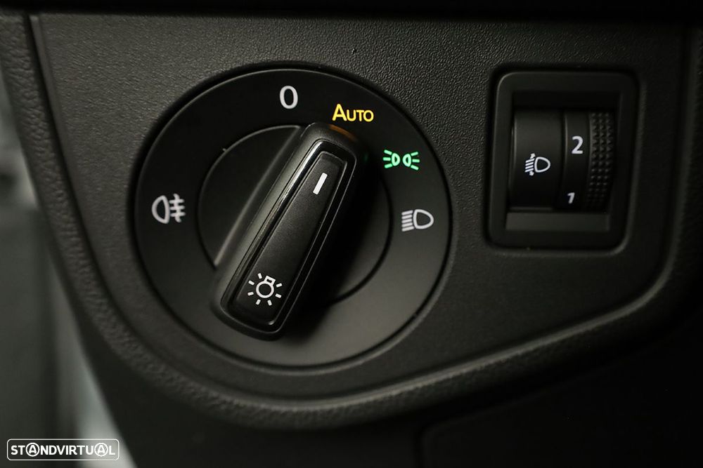 VW Taigo 1.0 TSI Urban - 18