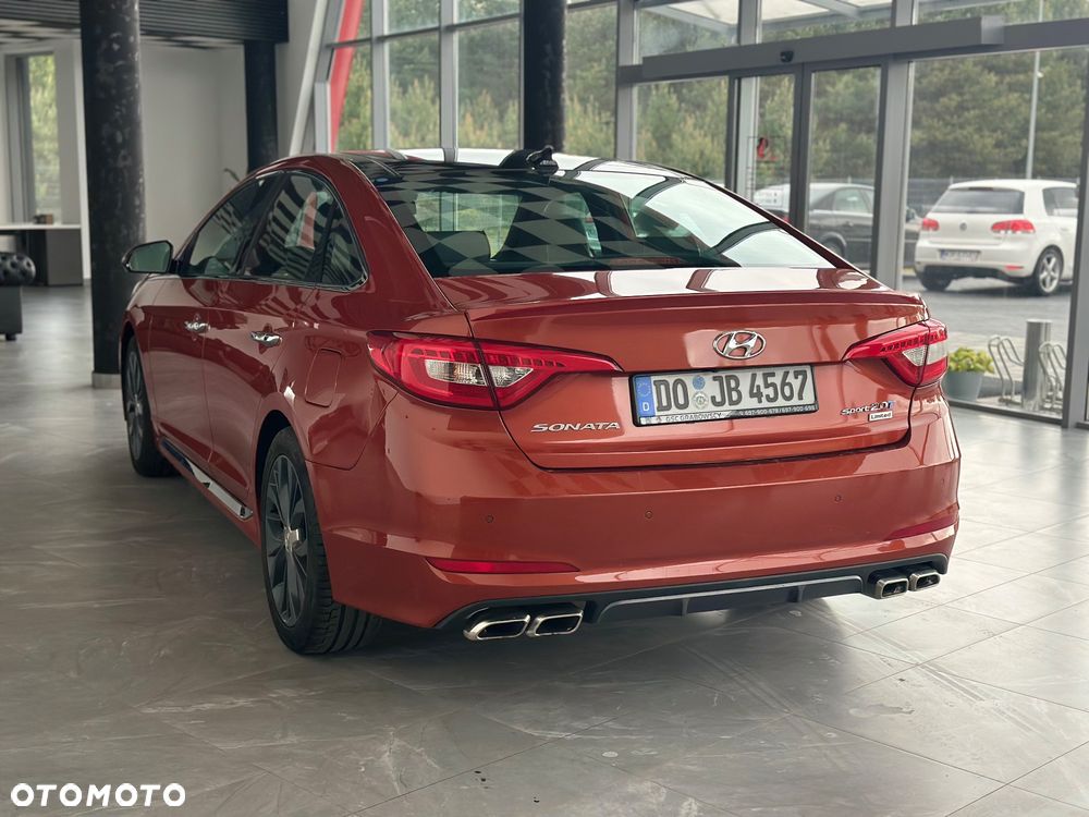 Hyundai Sonata - 9