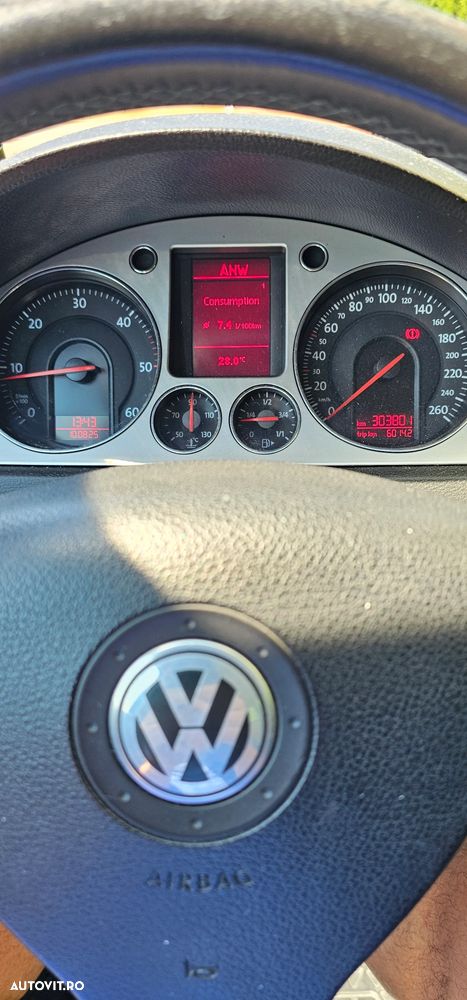 Volkswagen Passat Variant 2.0 TDI Sportline - 9