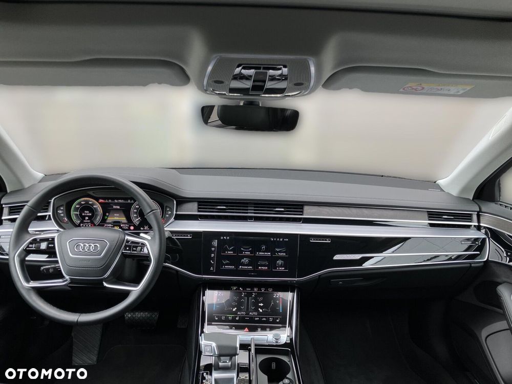 Audi A8 - 10