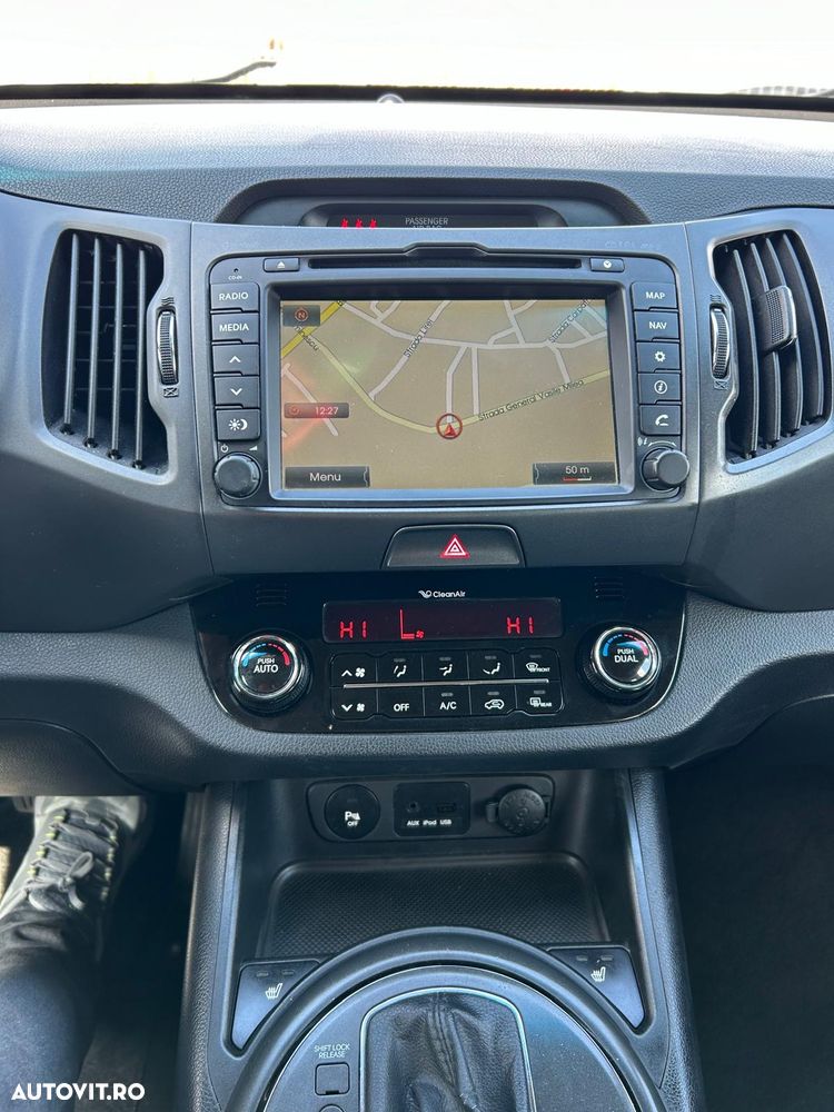 Kia Sportage 2.0 CRDI 4WD Automatik Fifa World Cup Edition - 17