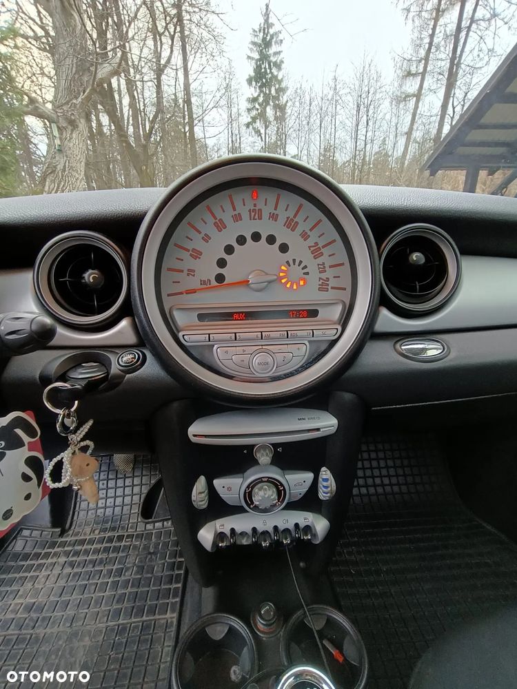 MINI ONE Standard - 7